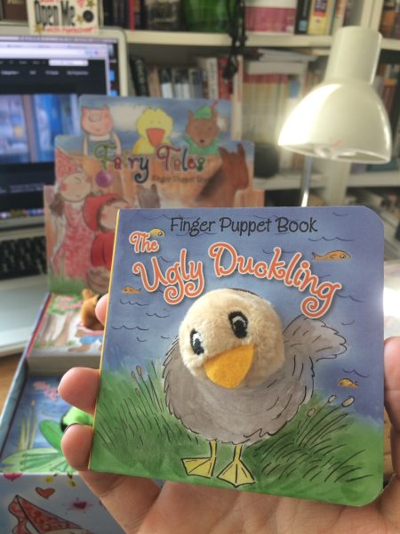 Ugly Duckling Finger Puppet Book